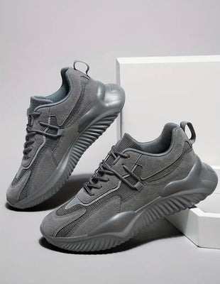 Sneaker / Freizeitschuhe für Erwachsene Neu!! In Grau