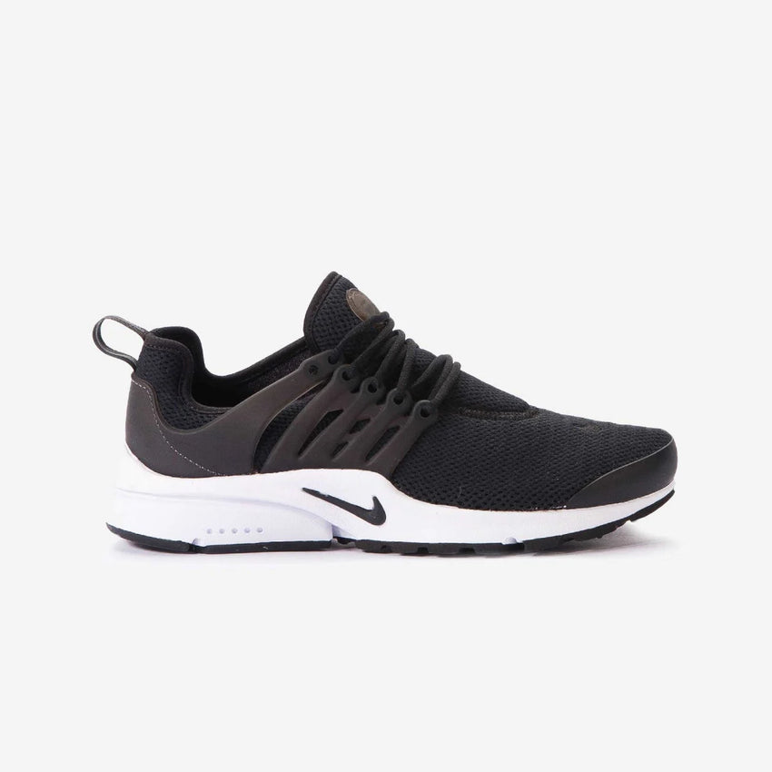 NIKE AIR PRESTO "BLACK / WHITE"