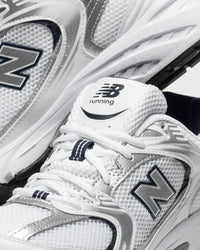 NEW BALANCE MR530 UNiSEX Sneaker Low - White