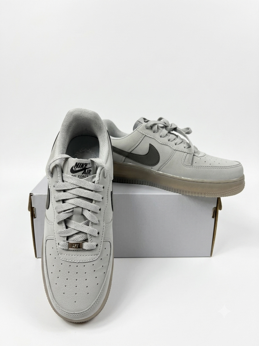 Nike Air Force 1 - Grey Sneaker Low