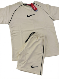 Nike Sommer Anzug 2teiler Kurz -Restposten