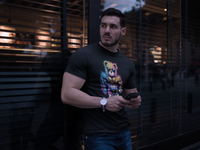 MP42 Design - Türsteher Bär T-Shirt - 100% Baumwolle